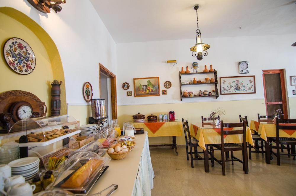 Mare Monte Hotel Иос Хора Екстериор снимка