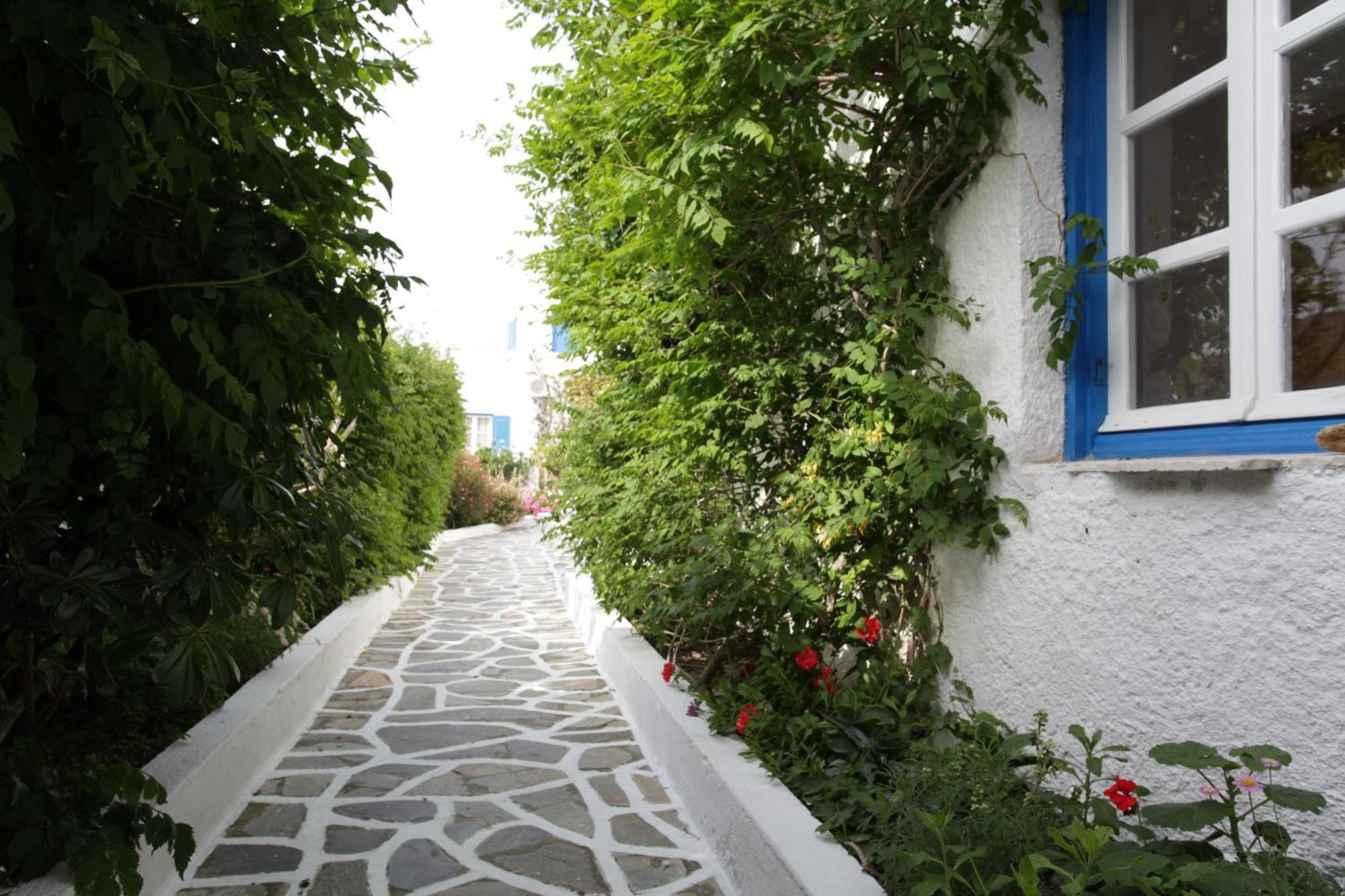 Mare Monte Hotel Иос Хора Екстериор снимка