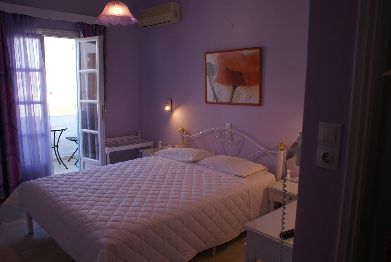 Mare Monte Hotel Иос Хора Екстериор снимка